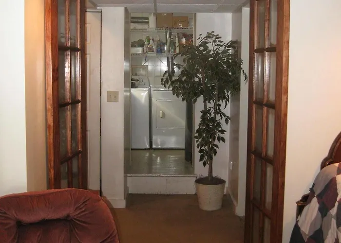 Fineview Bed & Breakfast 2*